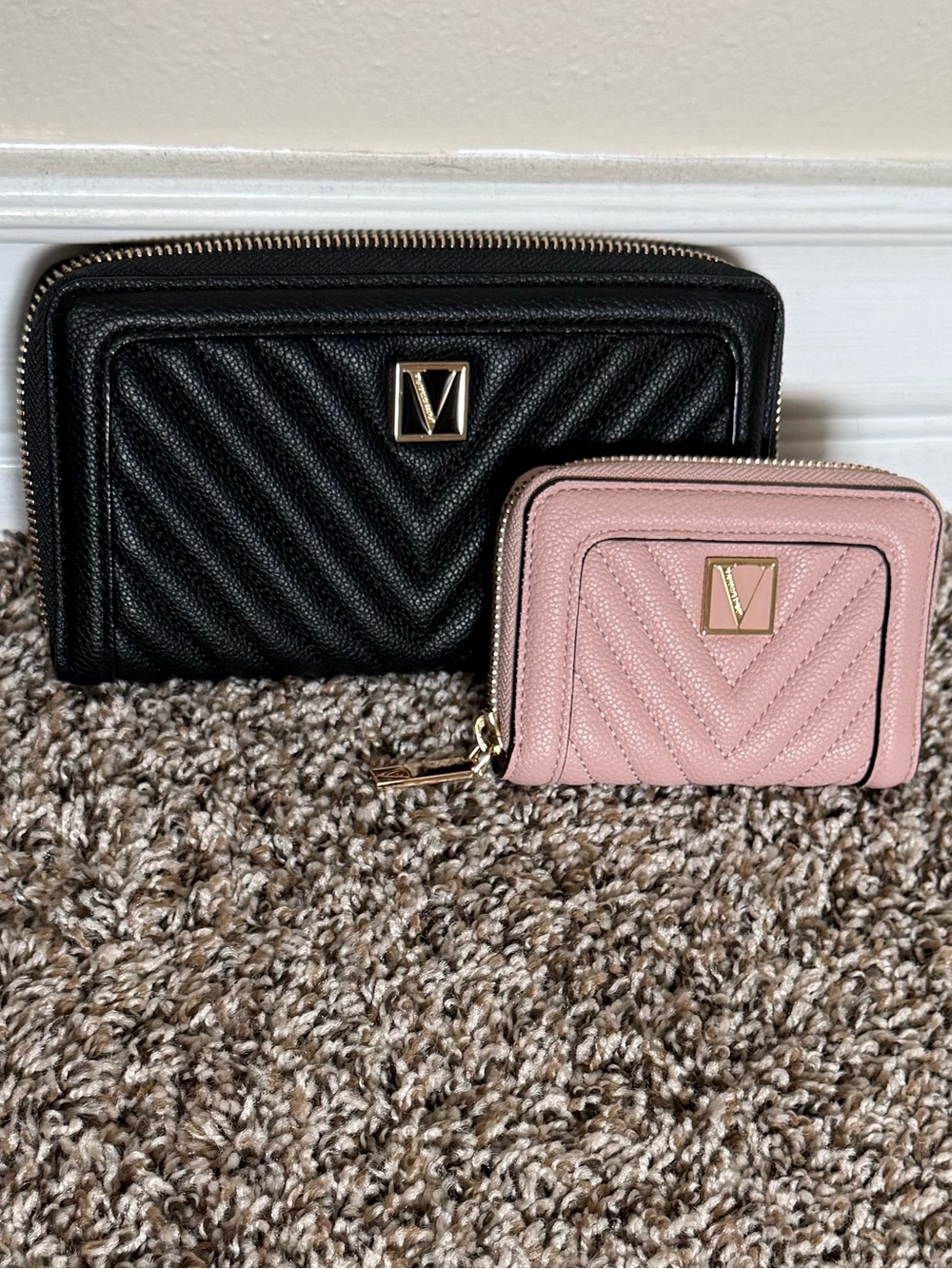 NWOT Victorias Secret Wallet Bundle 🩷